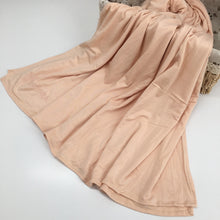 Afbeelding in Gallery-weergave laden, bamboo hijab peach color dusty storm

