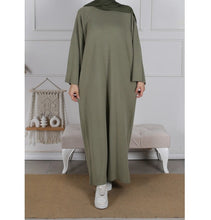 Load image into Gallery viewer, knitted abaya dress kaki groen
